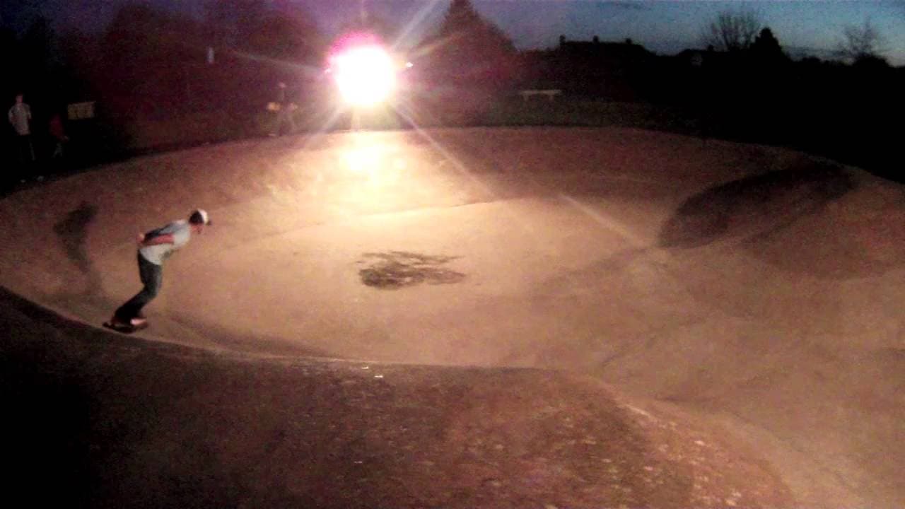 Watlington Bowl Skatepark photo 1