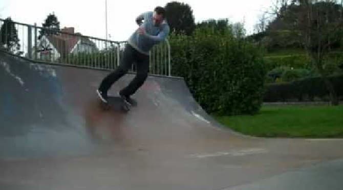 West Cross Mini Skatepark photo 1