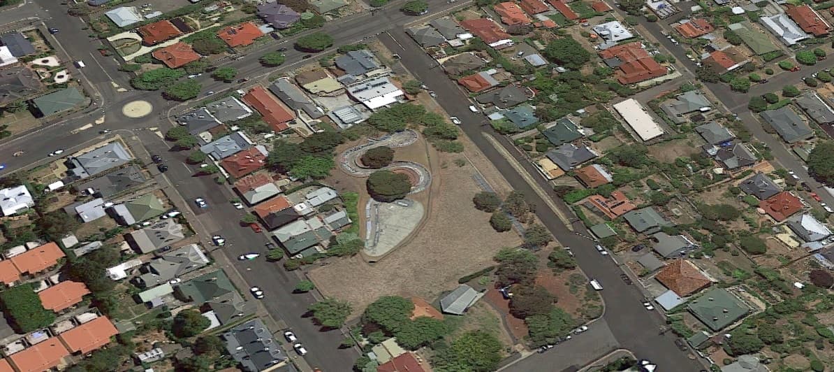 West Hobart Snake Run Skatepark photo 1