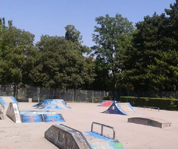 Wiener Strasse Skatepark photo 1