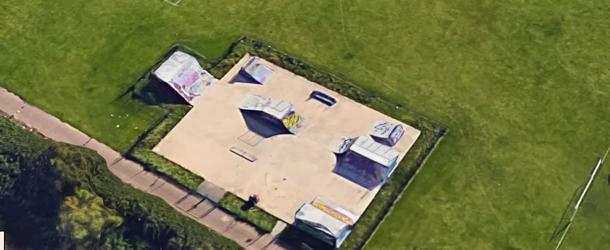Willen Road Skatepark photo 1