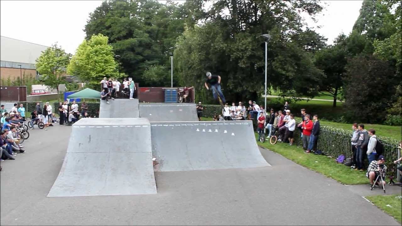 Woking Park Skatepark photo 1